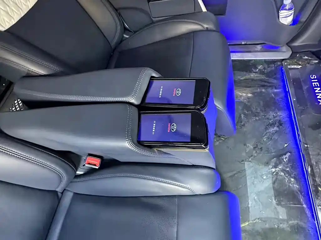 TOYOTA SIENNA SIENNA 2023