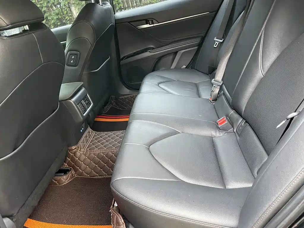 TOYOTA CAMRY 2023