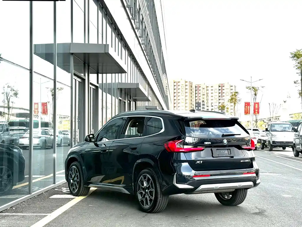 BMW X1 2025