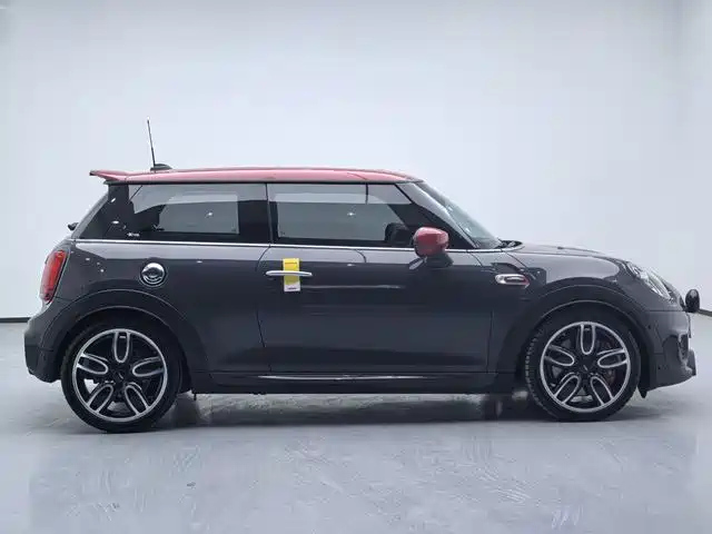 MINI JCW 2020