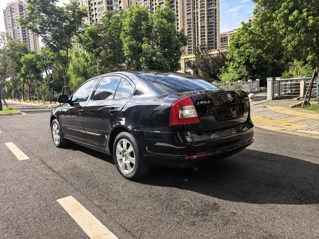 SKODA OCTAVIA 2013