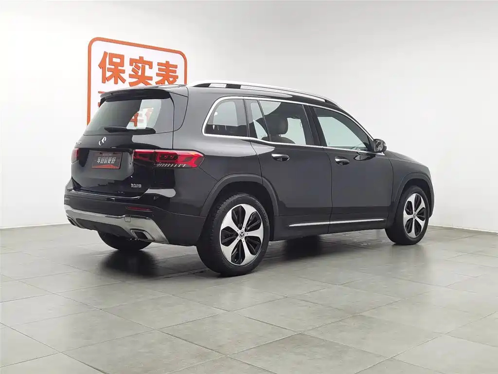 MERCEDES BENZ GLB 2021