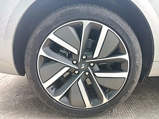 LI AUTO L6  2024 YEAR PRO 2024