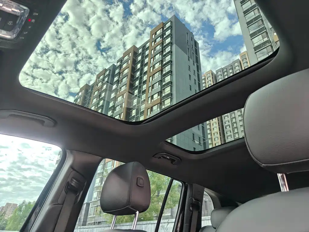 MERCEDES BENZ GLB 2022