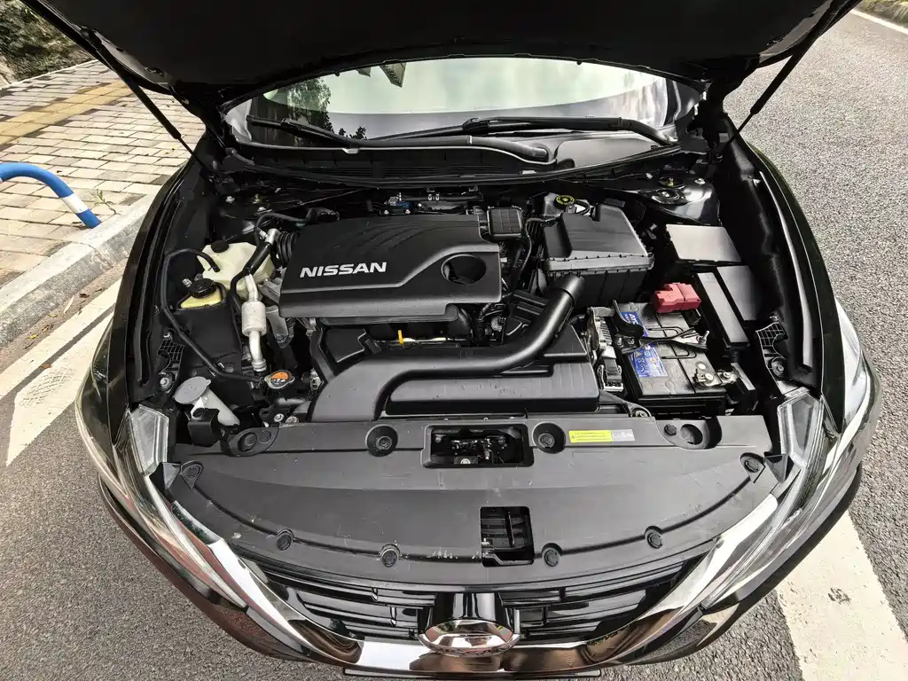 NISSAN TEANA 2018