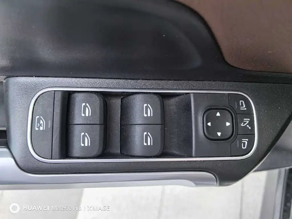 MERCEDES BENZ GLB 2022