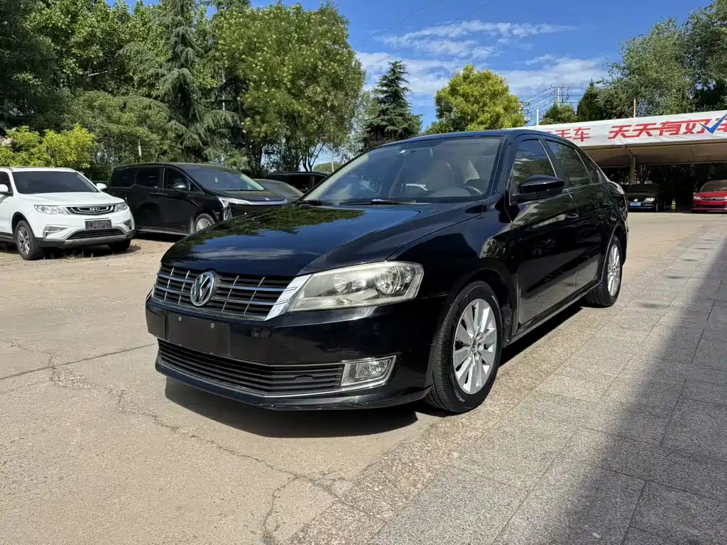 Аукционный лист VOLKSWAGEN LAVIDA 2013