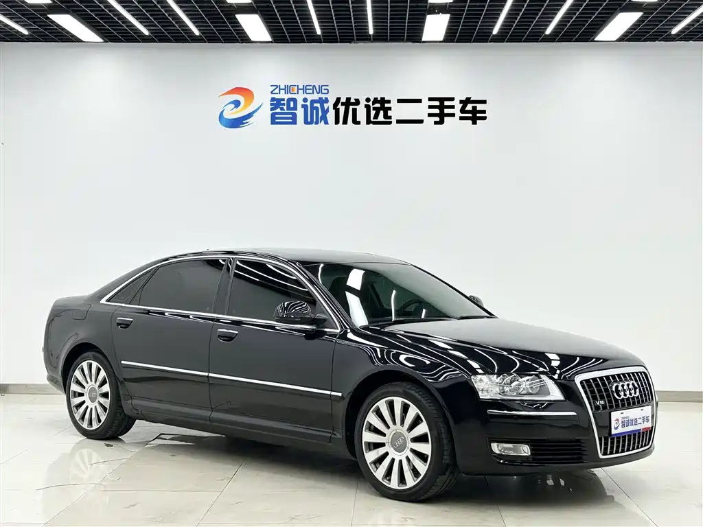 AUDI A8 2010