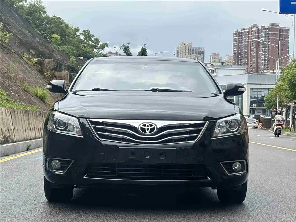 TOYOTA CAMRY 2015