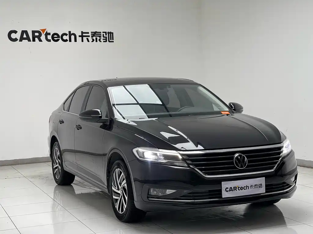 VOLKSWAGEN LAVIDA 2022