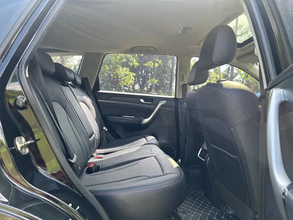 HAVAL M6 2017