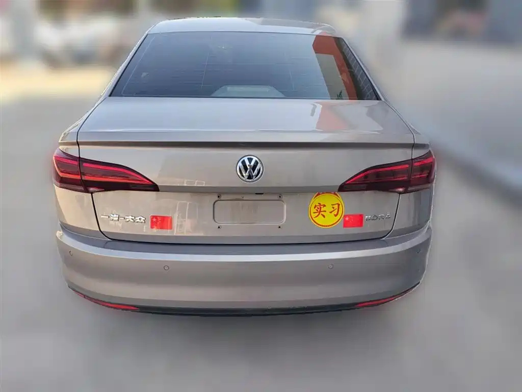 VOLKSWAGEN BORA 2019
