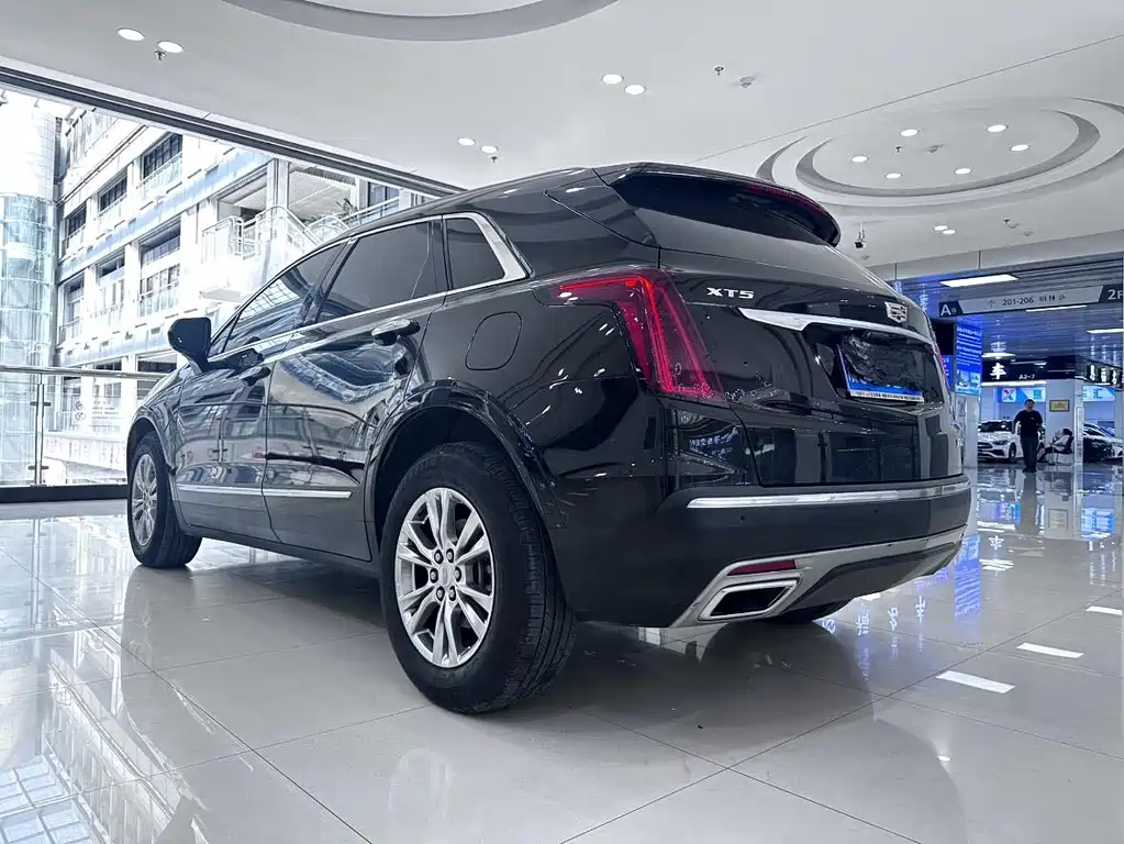 CADILLAC XT5 2020