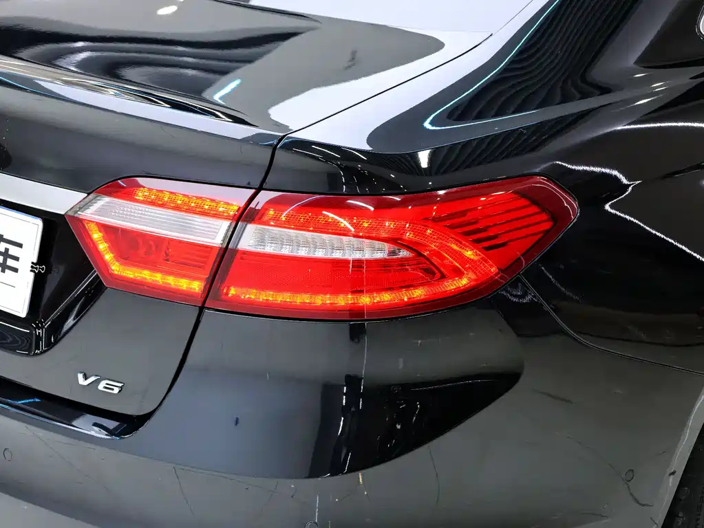 FORD TAURUS 2016