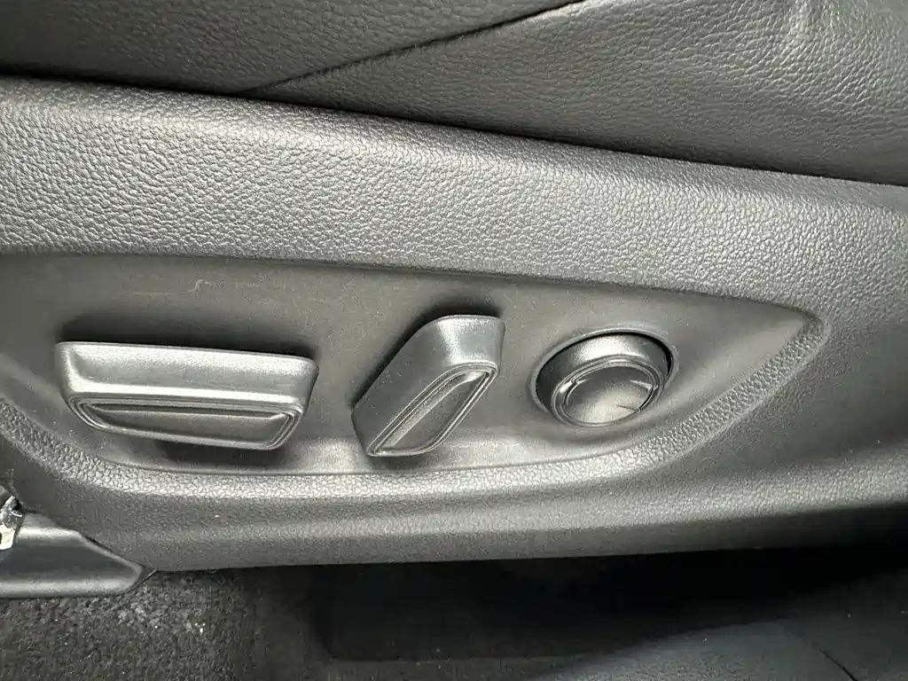 TOYOTA FRONTLANDER 2022