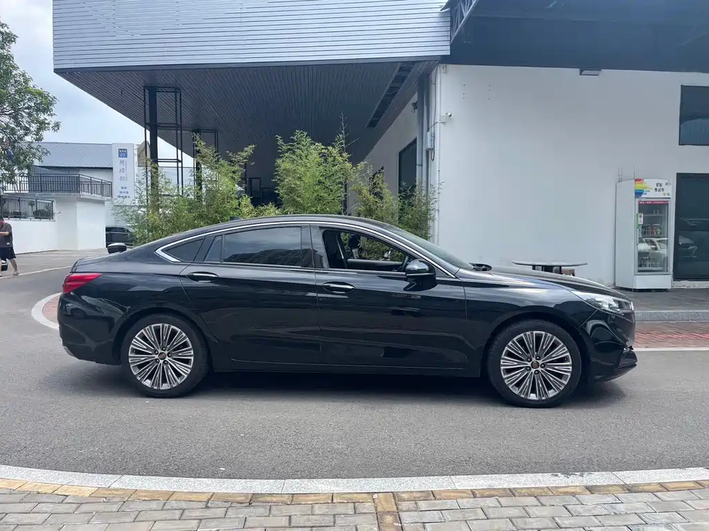 HONGQI H5 2022