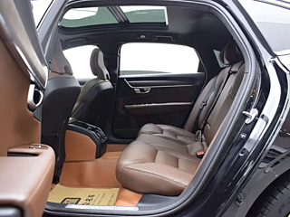 VOLVO S90  2023 YEAR B5  DELUXE EDITION 2023