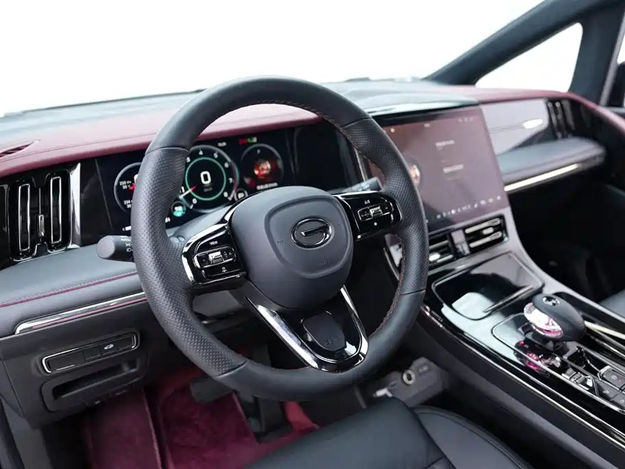 TRUMPCHI M8 2025