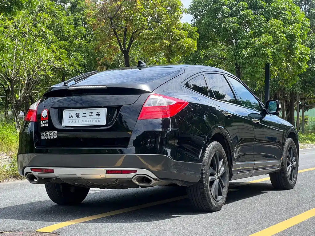 HONDA CROSSTOUR 2016