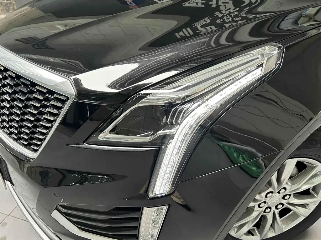 CADILLAC XT5 2022