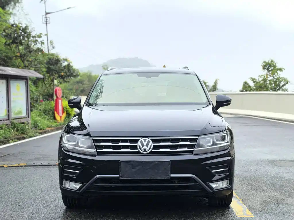 VOLKSWAGEN TIGUAN L 2018