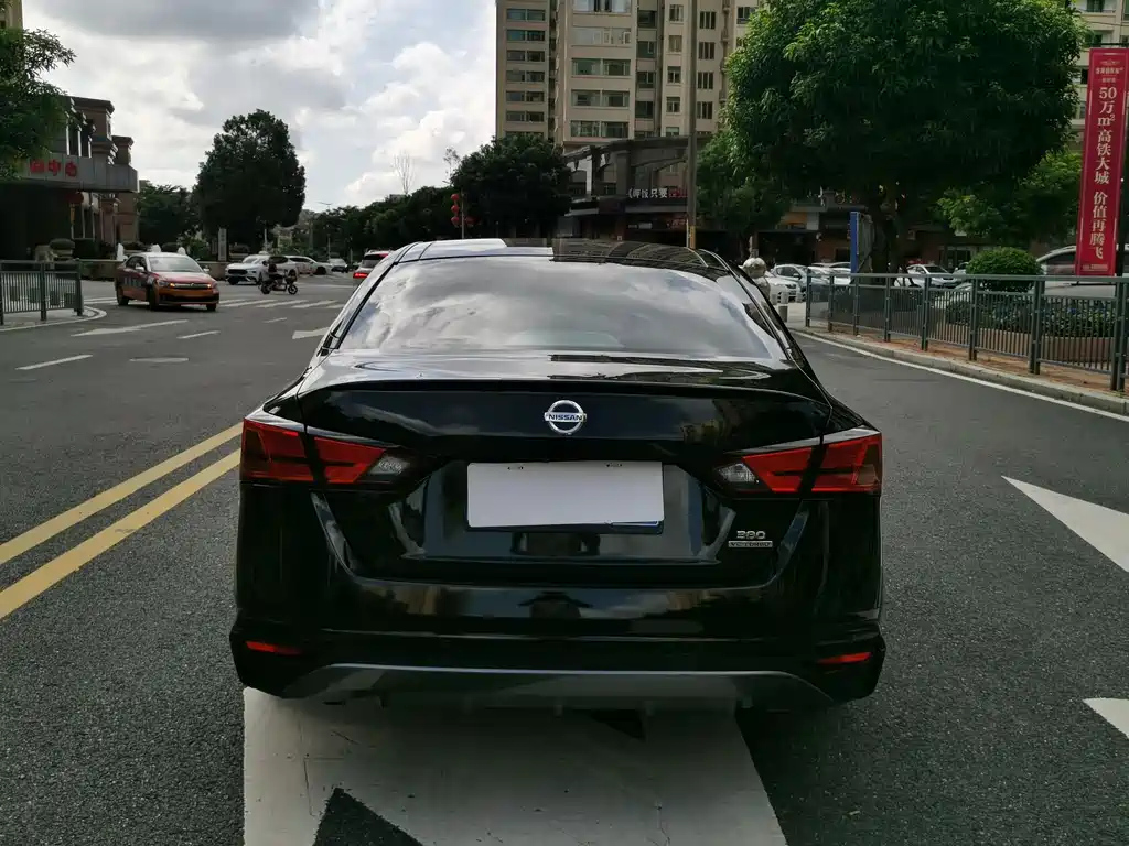 NISSAN TEANA 2021