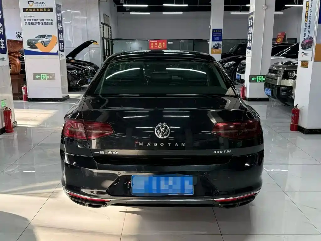 VOLKSWAGEN MAGOTAN 2018