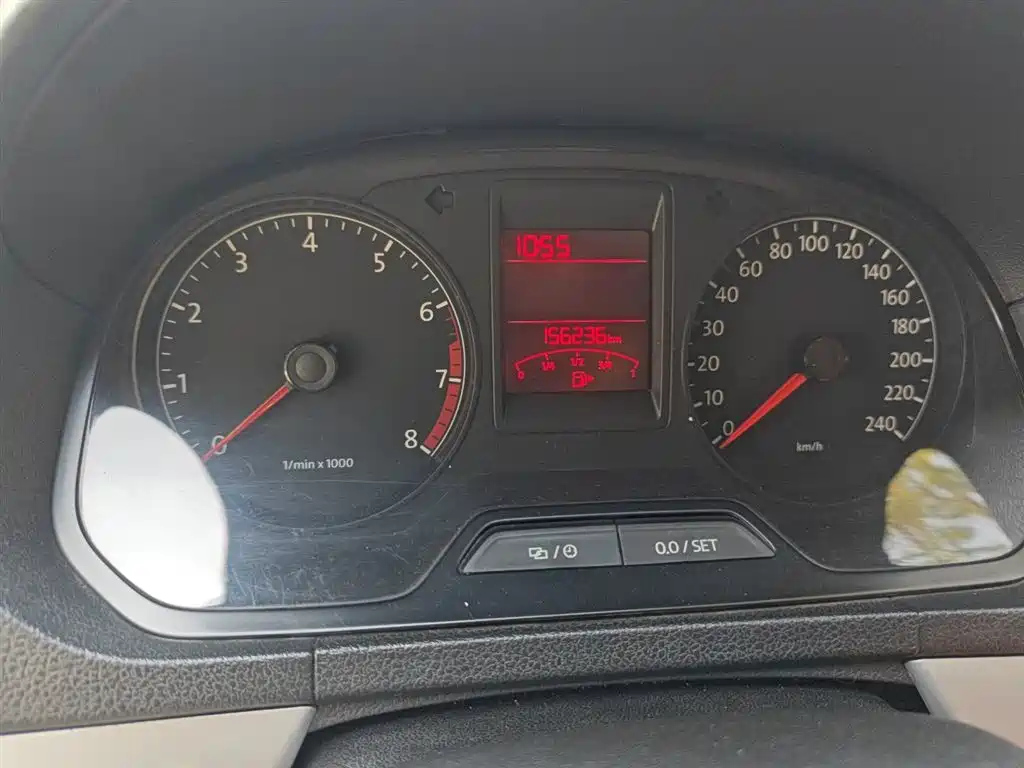 VOLKSWAGEN JETTA 2014