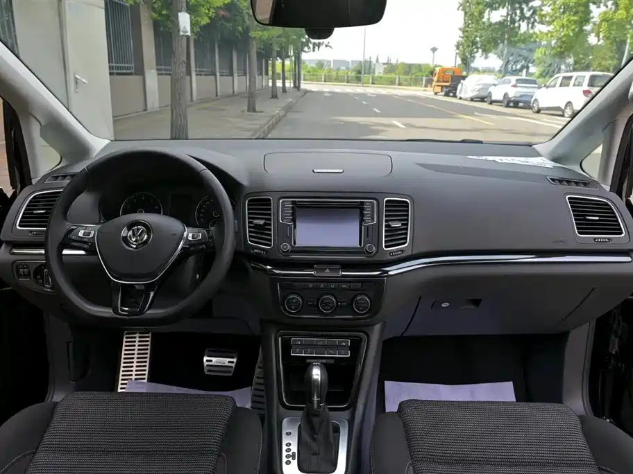VOLKSWAGEN SHARAN 2018
