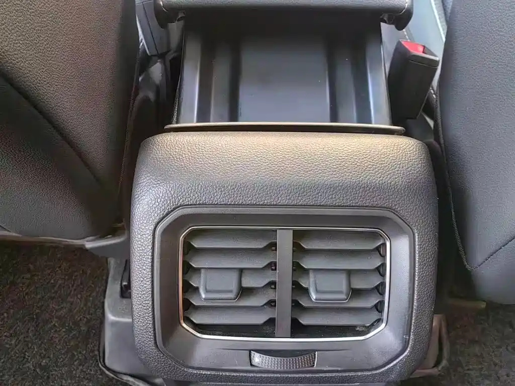 VOLKSWAGEN TIGUAN L 2022