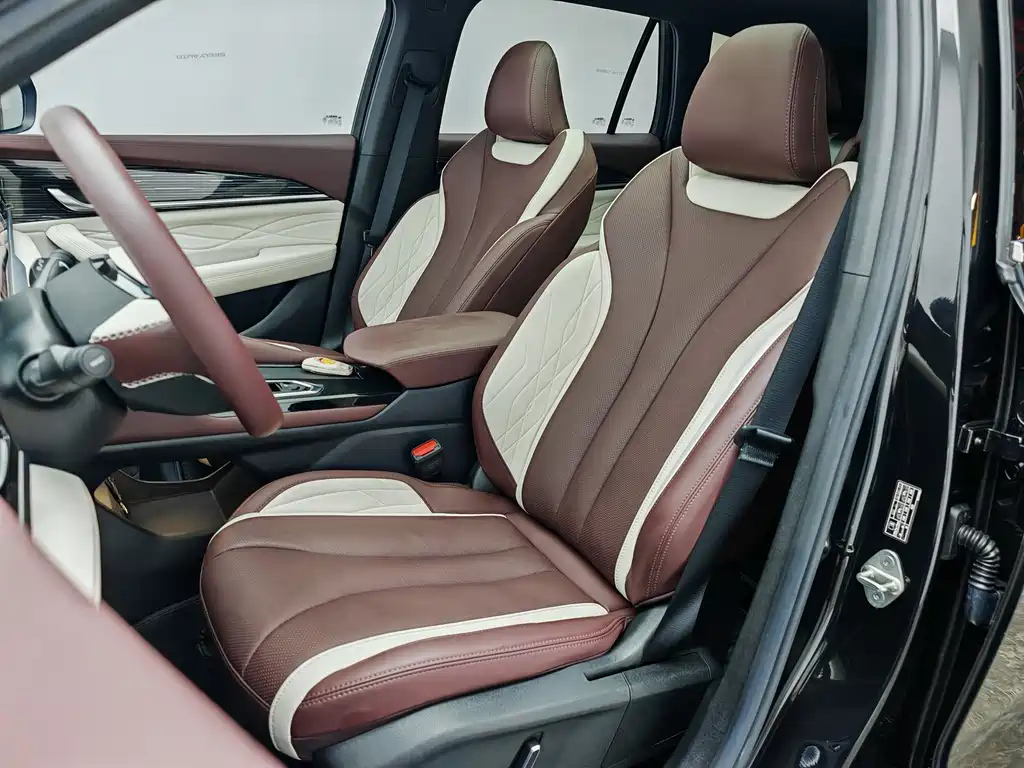 GEELY AUTO MONJARO 2024