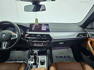 BMW M5 2018 YEAR M5 2018