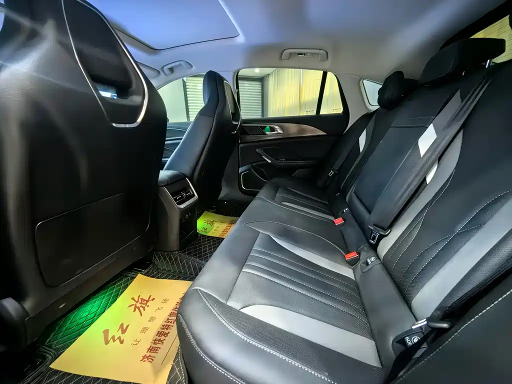 HONGQI H6 2023