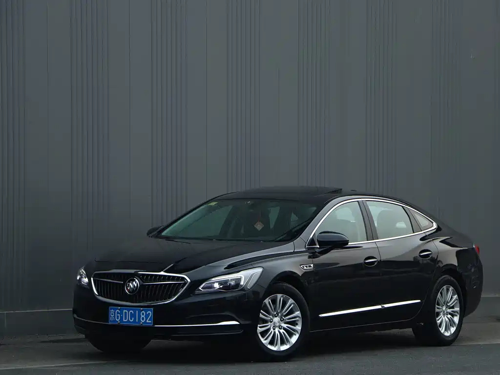 BUICK LACROSSE 2018