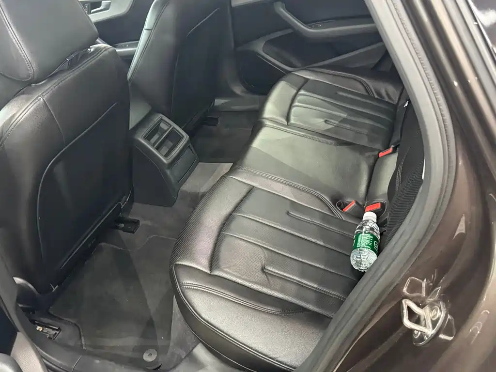 AUDI A4L 2018