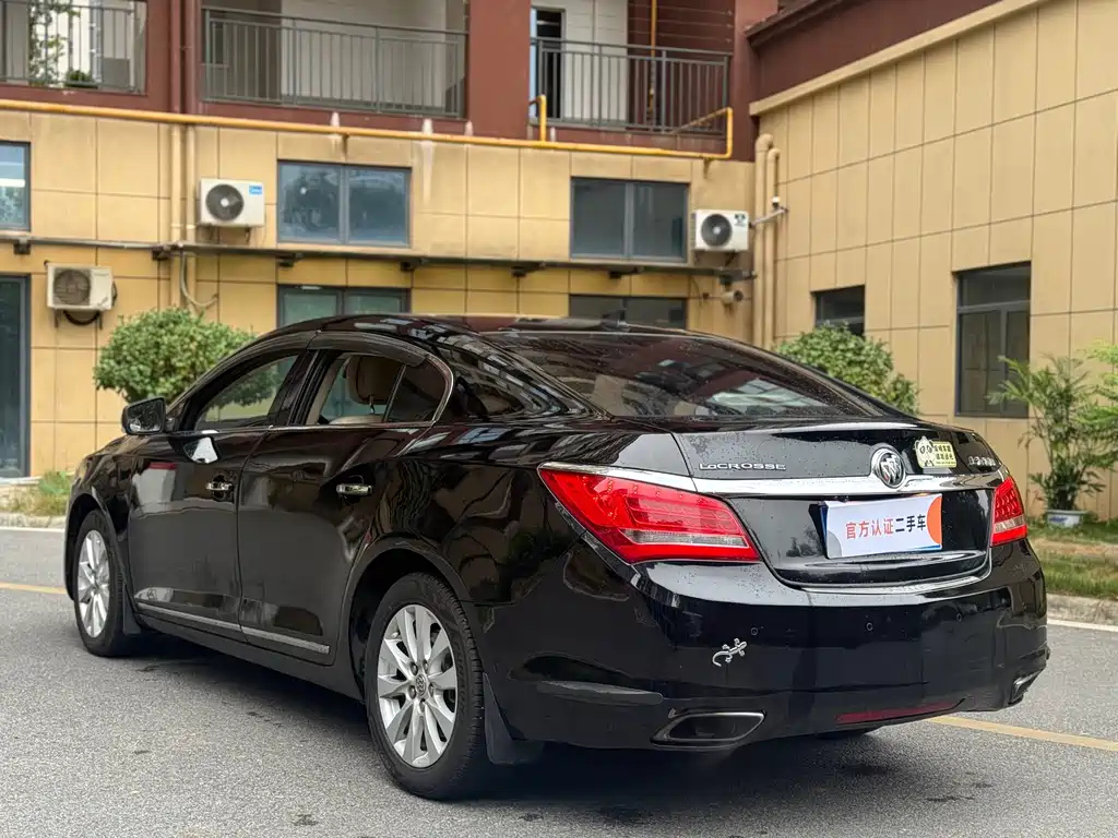 BUICK LACROSSE 2015