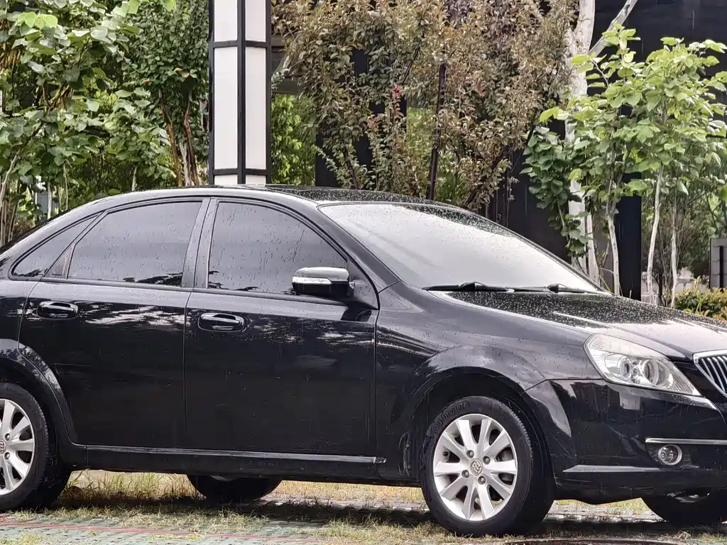 BUICK EXCELLE 2011