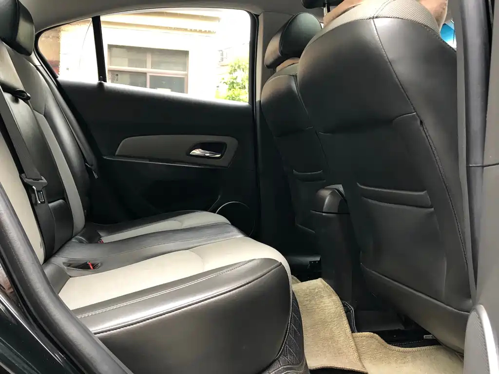 CHEVROLET CRUZE 2013