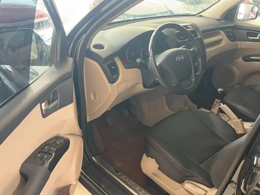 KIA SPORTAGE 2013