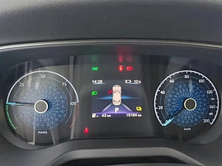 HONGQI E-QM5  2023 YEAR FACELIFT  EDITION 2023