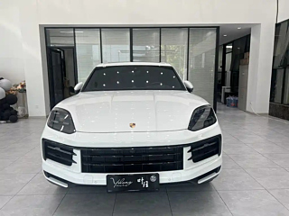 PORSCHE CAYENNE  2025