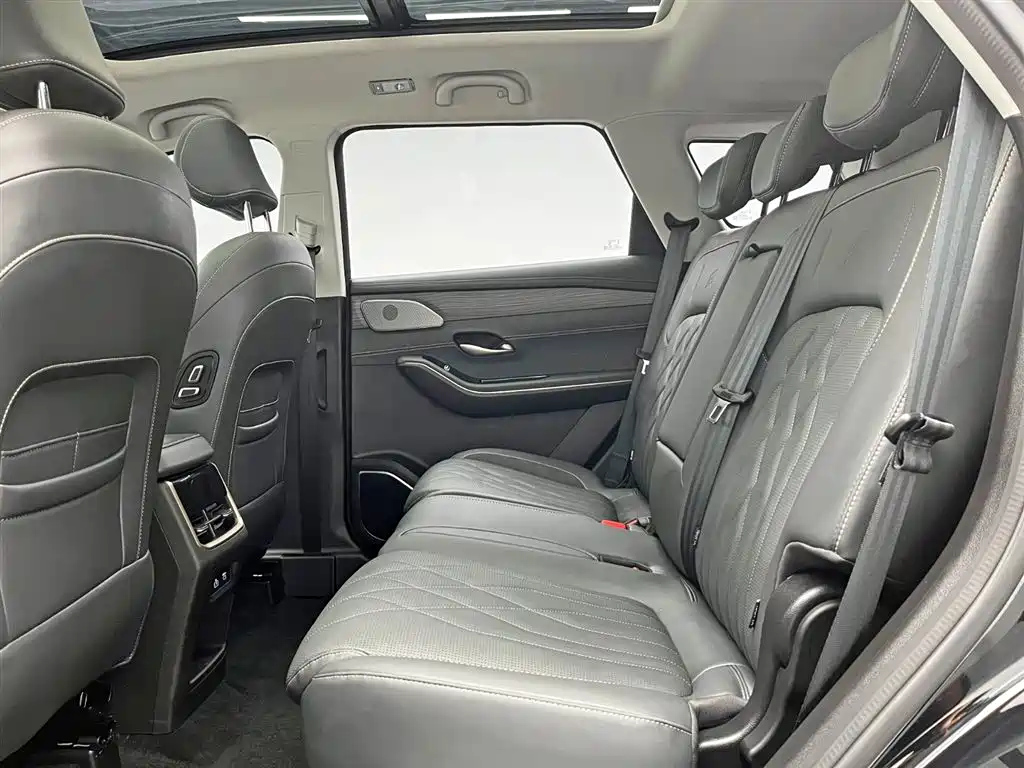 JETOUR SHANHAI L9 2025