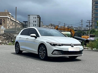 VOLKSWAGEN GOLF 2021