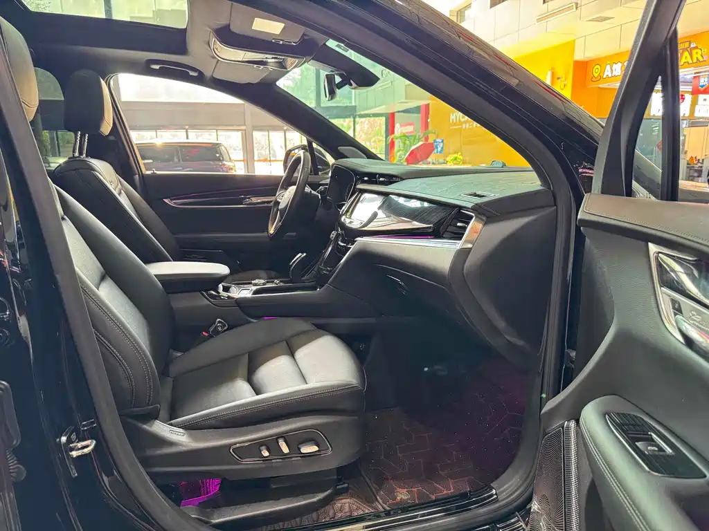 CADILLAC XT6 2022