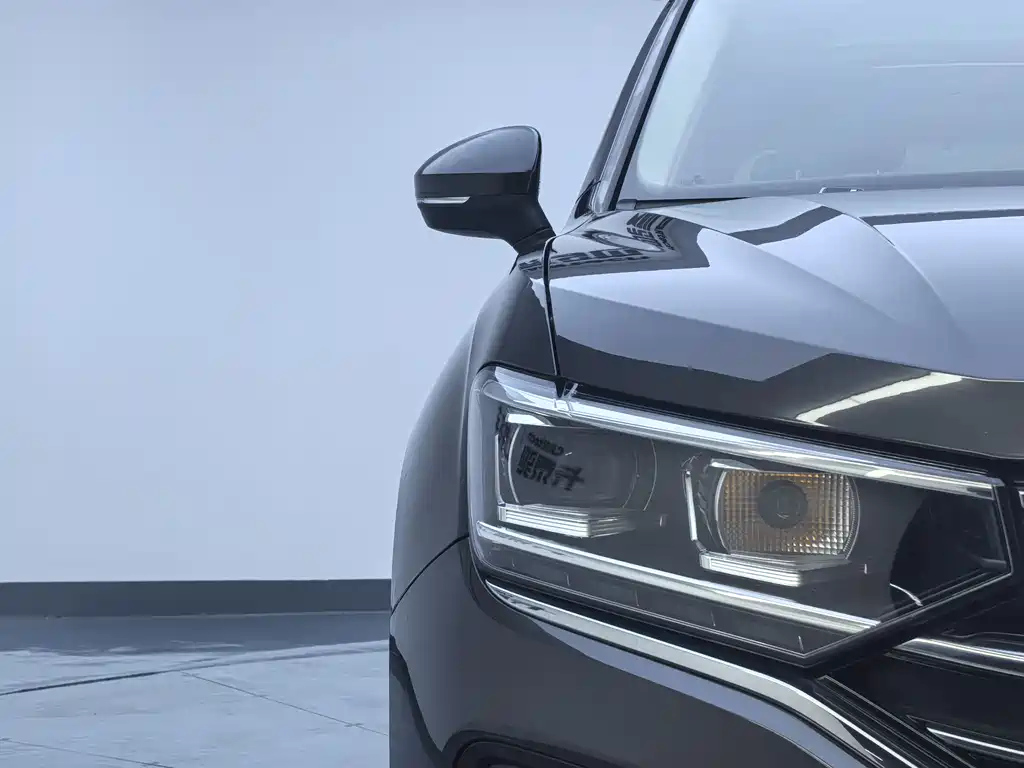 VOLKSWAGEN TAYRON 2019