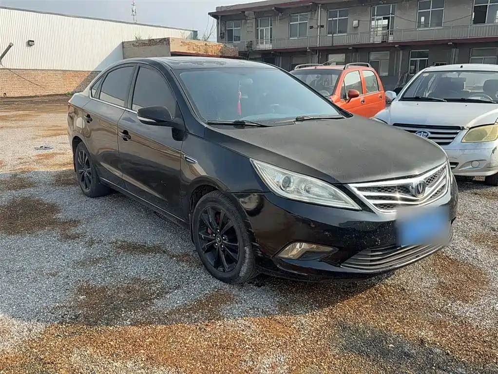 CHANGAN EADO 2013