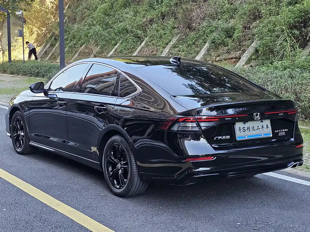 HONDA ACCORD 2025