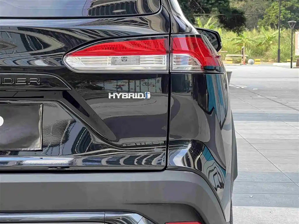 TOYOTA FRONTLANDER 2024