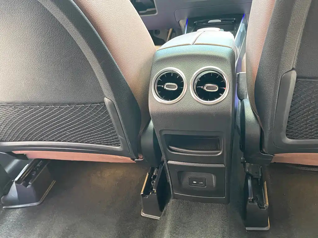 MERCEDES BENZ GLB 2021