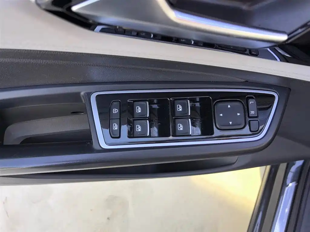 JETTA VS5 2022